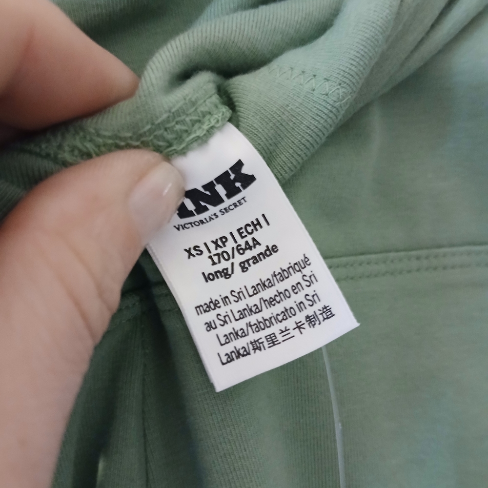 Victoria's Secret Mint Green Top - Picture 3 of 4